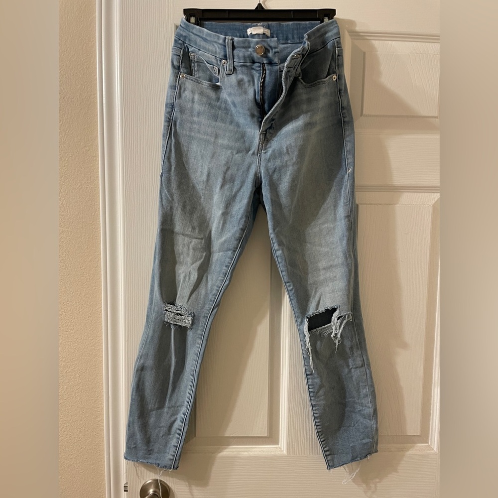 Good American Light Blue Distressed Ankle Jeans